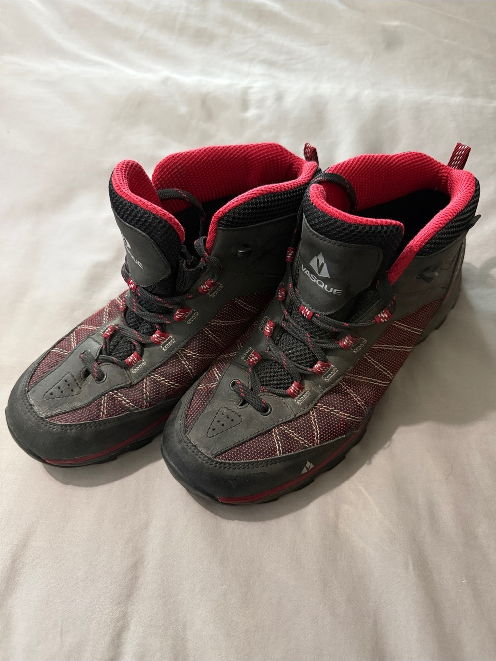 Vasque Men’s Monolith Hiking Boots